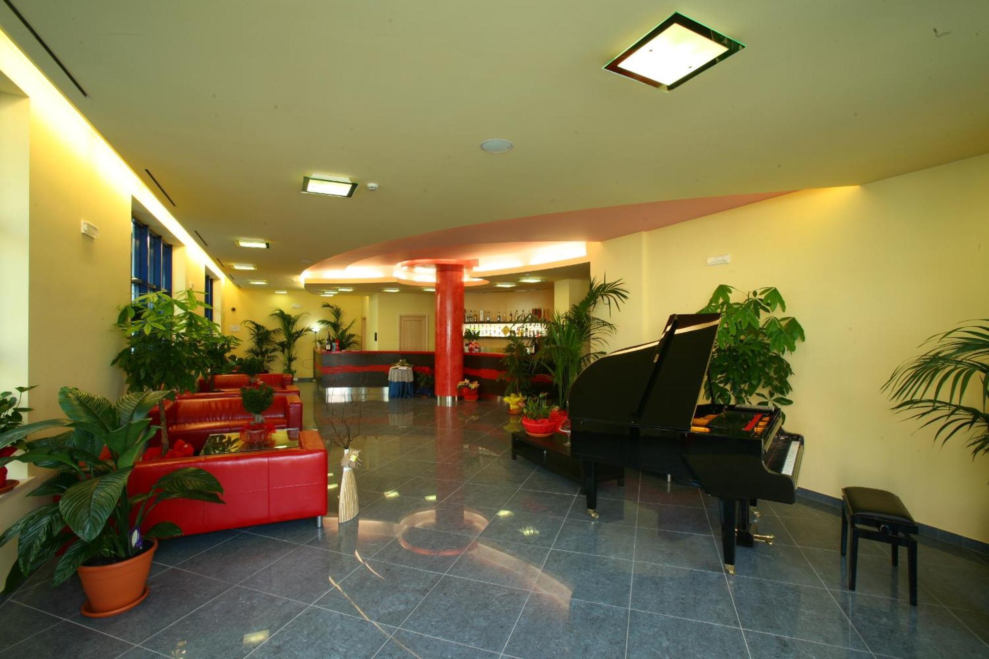 Blu Residence - Hotel Nel Salento Casarano Exterior photo